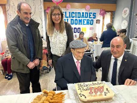 Imagen La residencia La Alameda de la Diputación vuelve a celebrar otro aniversario centenario con el cumpleaños de Baldomero