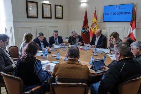 Imagen La Diputación de Segovia destina 1,6 millones de euros para un Plan de Empleo que concede 235 ayudas directas a entidades locales para...
